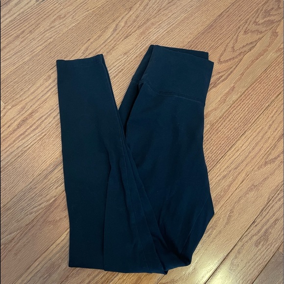 size small black leggings from aerie - Picture 1 of 1